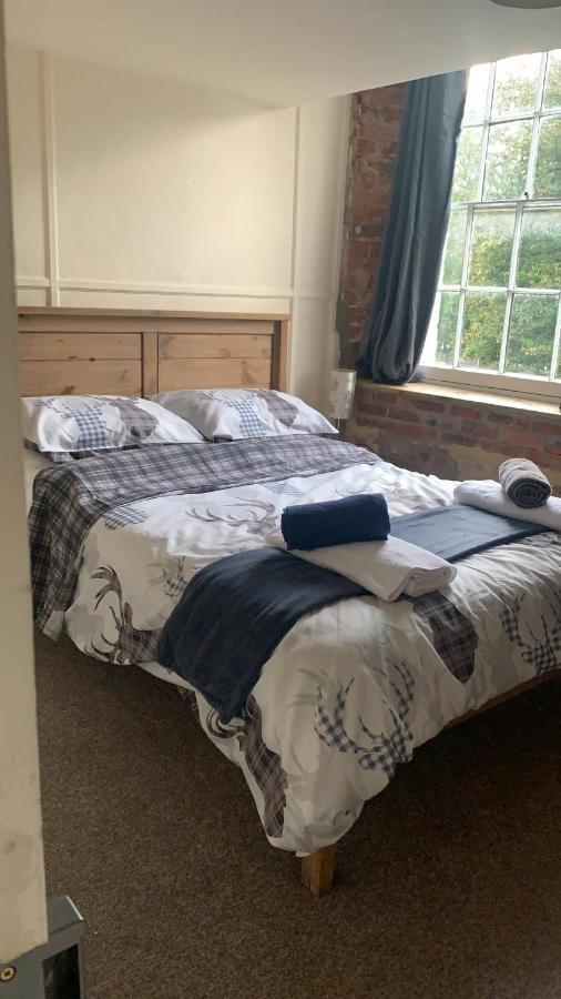 Crosskeys Inn Guest Rooms In Wye Valley 굿리치 외부 사진